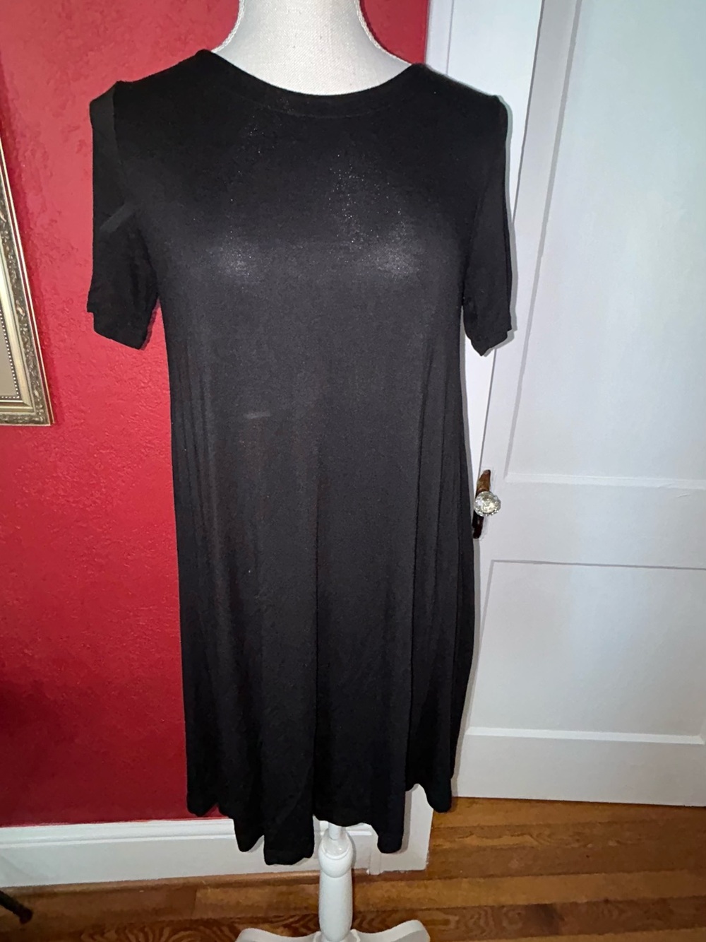 LOFT Black Short-Sleeve Midi Swing Dress